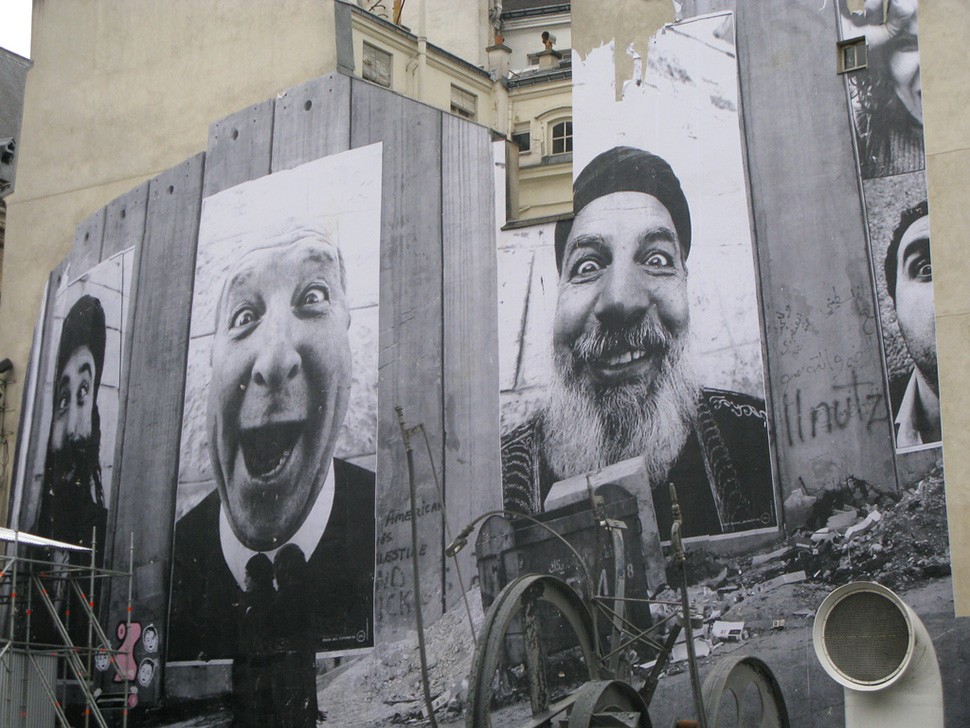 JR-Holy-Triptych-Paris-picture-photo-religion-difference-culture-2008-web