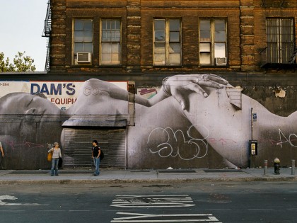 JR – Women from africa – New York 2008