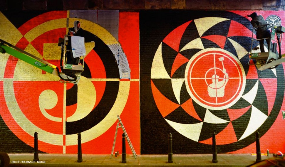 Shepard-Fairey-Obey-giant-wall-graffiti-street-art-urbain-mural-london-londres-2012-UK---web