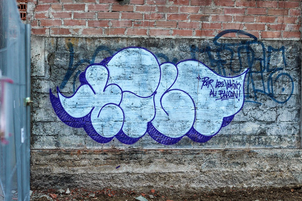 Tilt-graffiti-street-art-urbain-flop-throw-up-web