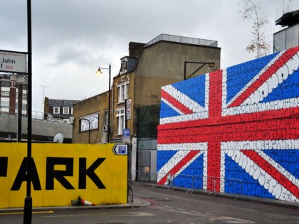 Tilt – Union Jack London