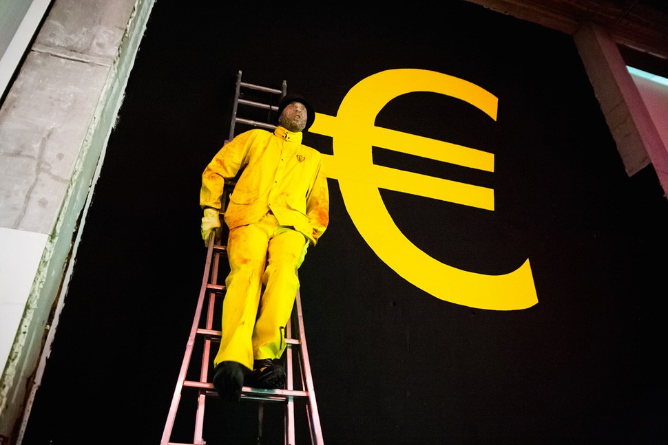 zevs-oeuvre-live-palais-de-tokio-graffiti-painting-street-art-urbain-France-fevrier-2009_2-web