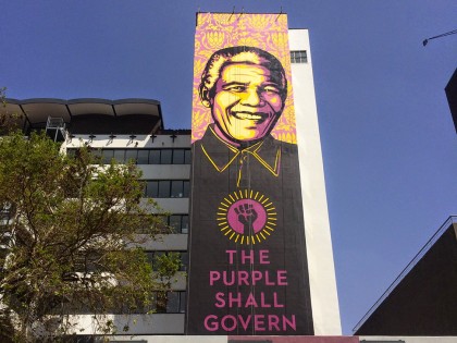 Vidéo • Shepard Fairey rend hommage à Nelson Mandela