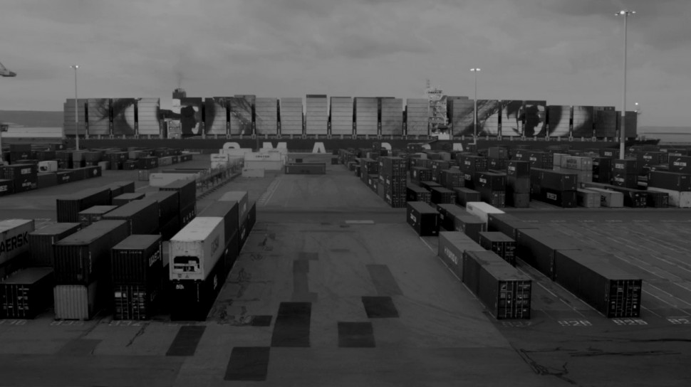 jr_havre_conteneur_video_dockers_pasting_bateau