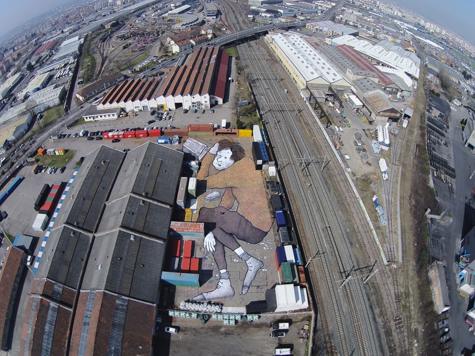 thomas-schlesser-vu-par-ella-pitr-a-venissieux-lyon-chez-capsa-container-B