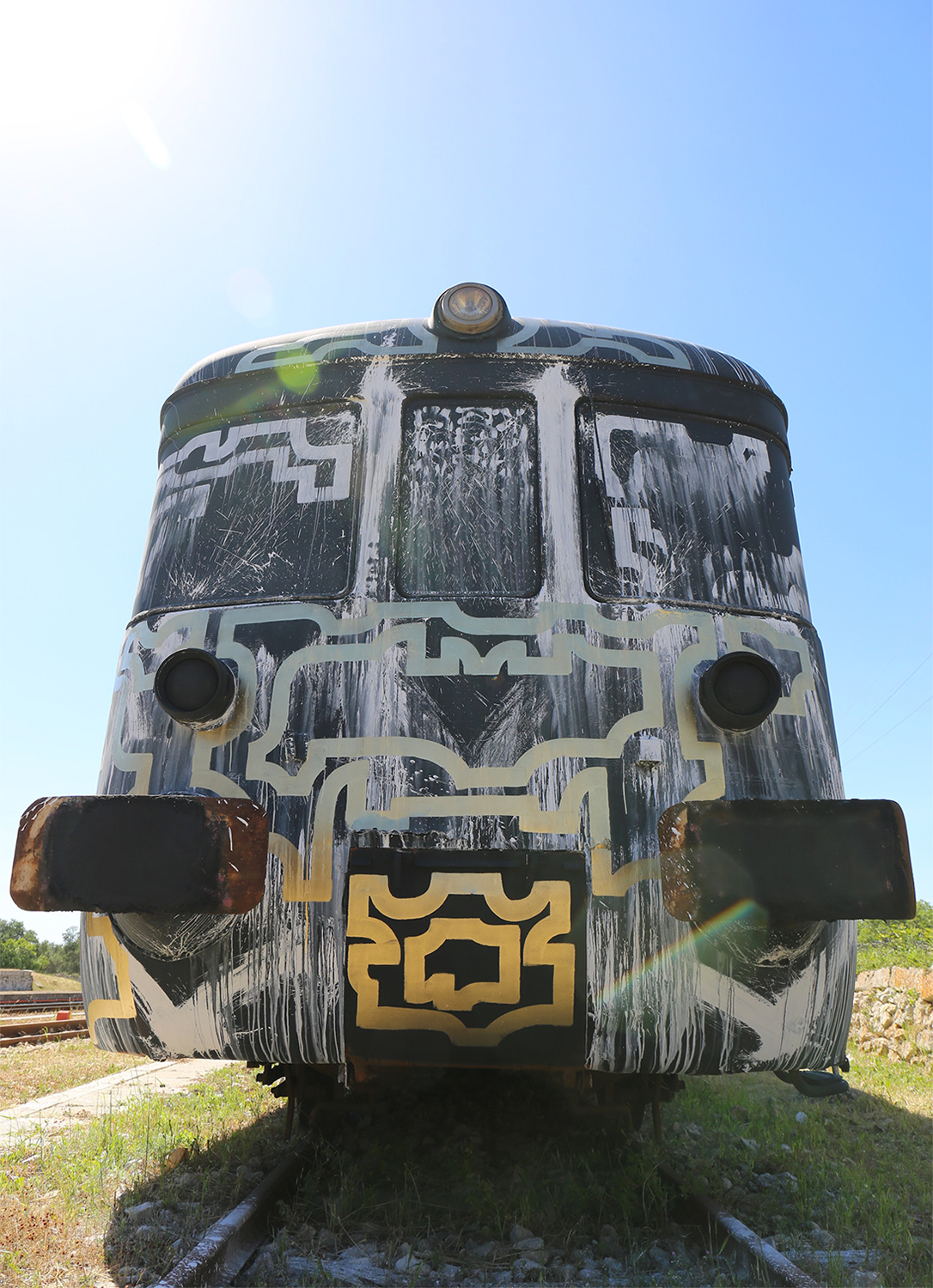 Lek-&-Sowat--Villa-Medici-Capo-d'Arte-Train-graffiti-Italia-Gagliano-del-Capo-4-2