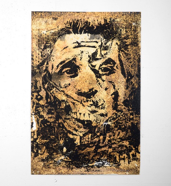 Entitled "Morphed", this screen print is enhanced by Vhils is an edition of 100. Made in 2012, it is signed and numbered by the artist. Format : 47,2 x 31,5 inches (120 x 80 cm). The work is sold unframed.