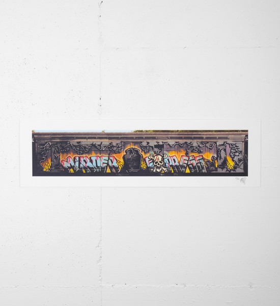 This print by Seen is an edition of 50. It is signed and numbered by the artist. Format : 40 x 11,2 inches (101,8 x 28,7 cm). The work is sold unframed.