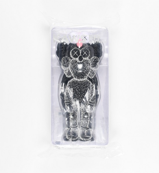 Kaws Brian Donnelly bff black version open edition art toys figurine medicom toys 2017