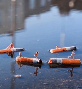 Slinkachu-Displeasure-Beach-Woolwich-London-2011-print-Andipa-Gallery-4 Slinkachu-Displeasure-Beach-Woolwich-London-2011-print-Andipa-Gallery-4