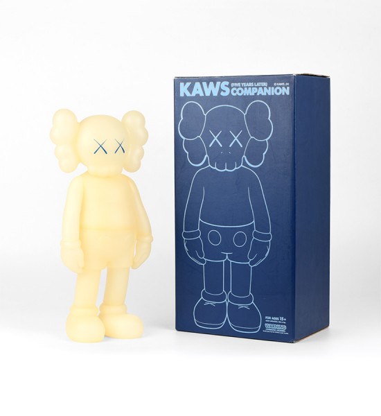 kaws-brian-donnelly-companion-five-years-later-blue-glow-in-the-dark-artwork-art-toys-2004-edition-500