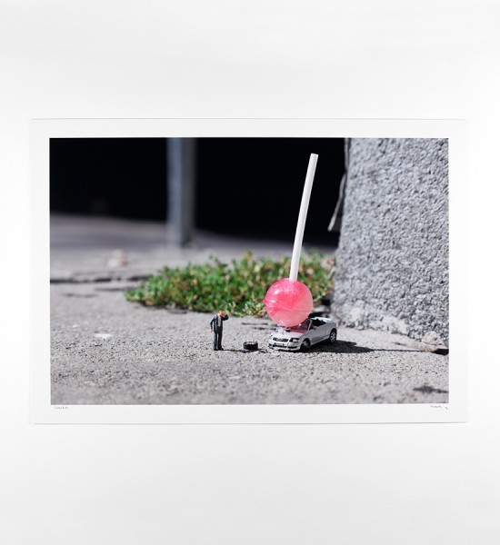 slinkachu-damn-kids-artwork-art-photography-print-2011-edition-15
