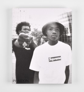 Supreme-Phaidon-Press-book-skate-Livre-New-York-6 Supreme-Phaidon-Press-book-skate-Livre-New-York-6