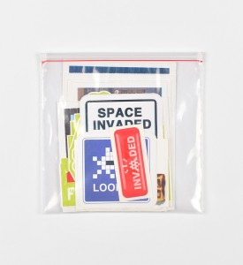 invader-franck-slama-stickers-pack-autocollant-art-object-15-2 invader-franck-slama-stickers-pack-autocollant-art-object-15-2