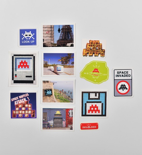 invader-franck-slama-stickers-pack-autocollant-art-object-12