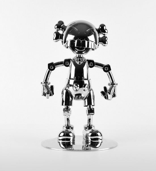 kaws-hajime-sorayama-no-future-companion-silver-chrome-original-fake-3
